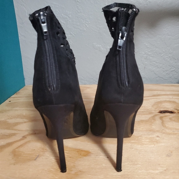 Mesh Booties - Picture 4 of 5